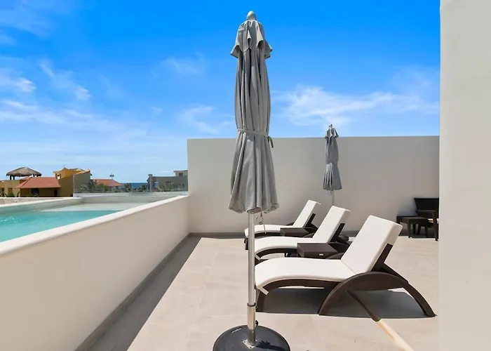 Escape Access 7 Pools With Ocean View Club Apartment