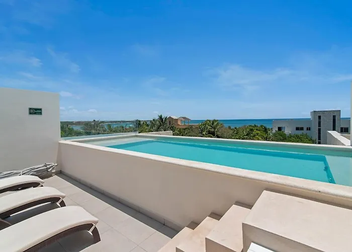Escape Access 7 Pools With Ocean View Club Akumal