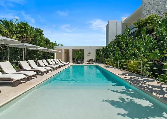 Escape Access 7 Pools With Ocean View Club Apartment